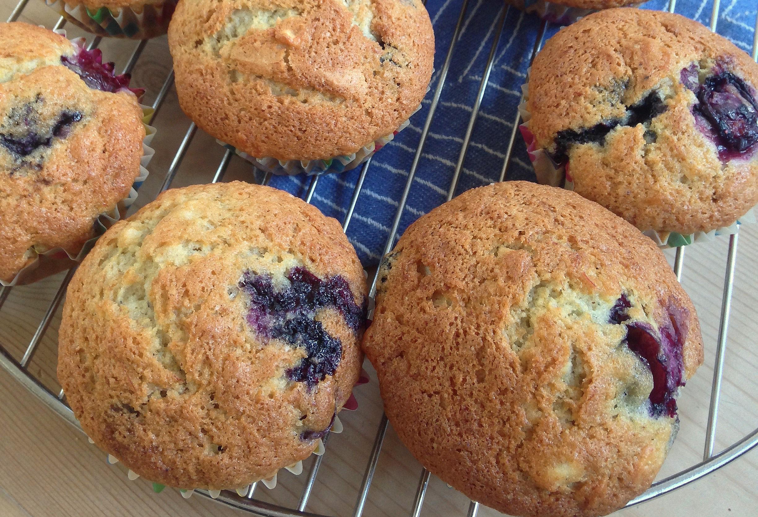 muffins med blåbær og banan